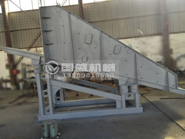 單臺(tái)板振動(dòng)放礦機(jī) 單臺(tái)板振動(dòng)放礦機(jī)