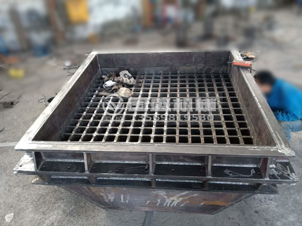 釕金屬振動落砂機(jī) 釕金屬振動落砂機(jī)