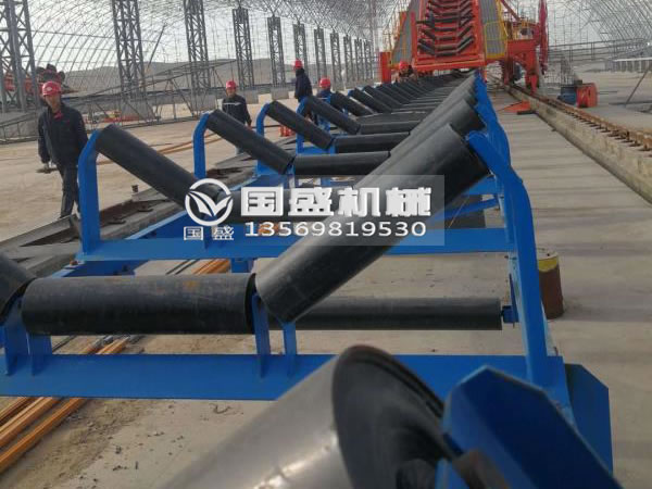 皮帶輸送機(jī) 皮帶輸送機(jī)