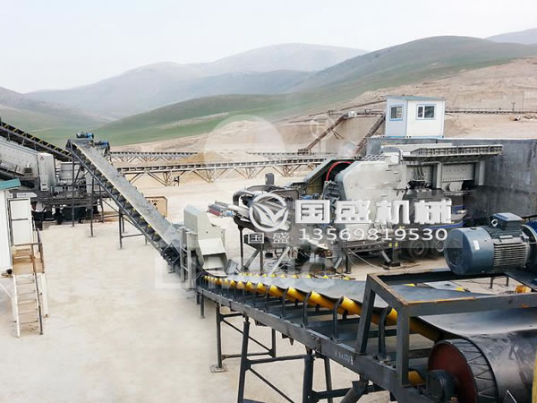 鐵礦皮帶輸送機圖片及參數(shù) 鐵礦皮帶輸送機圖片及參數(shù)